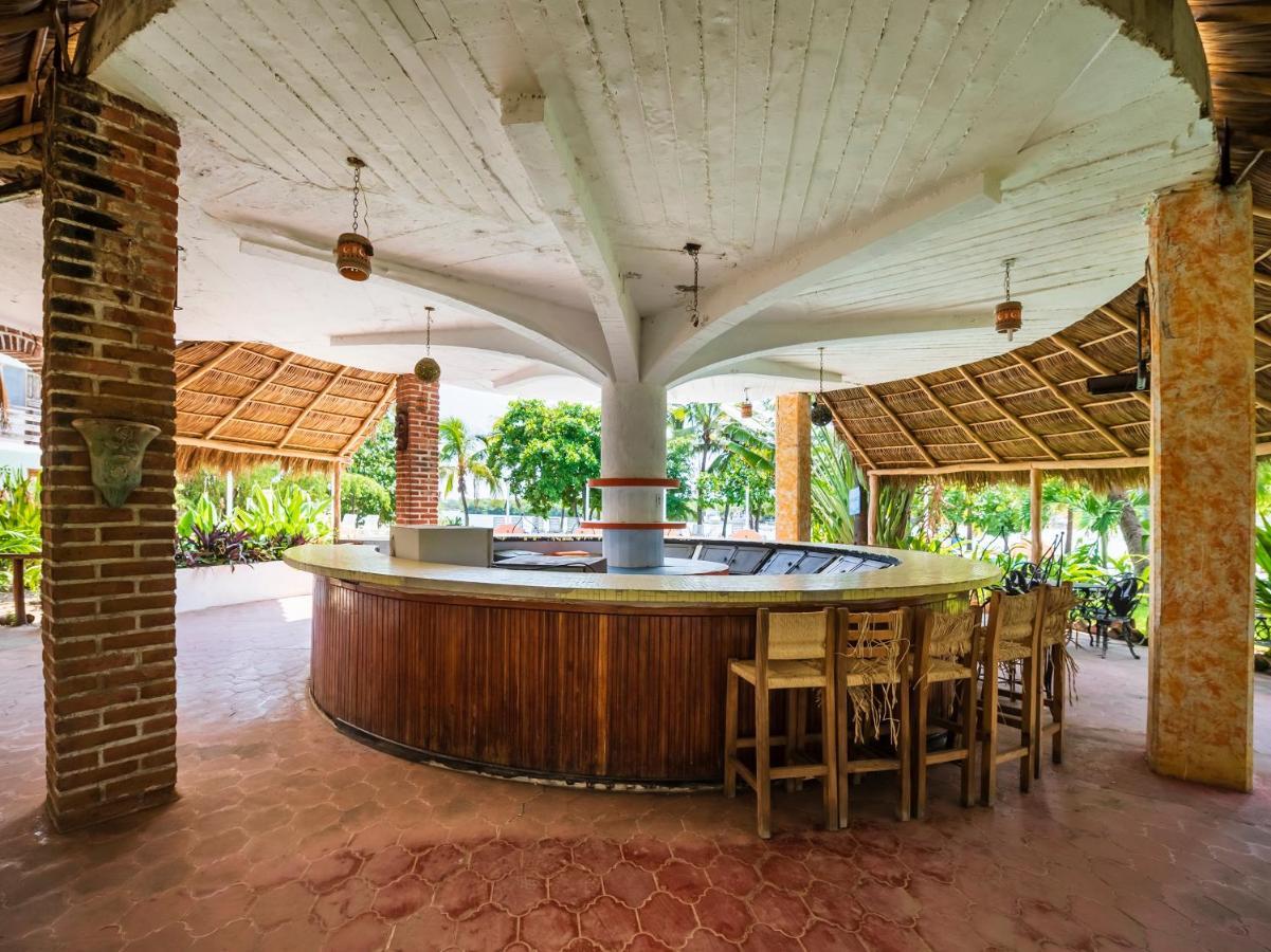 Oyo Hotel Sands بارا دي نافيداد المظهر الخارجي الصورة