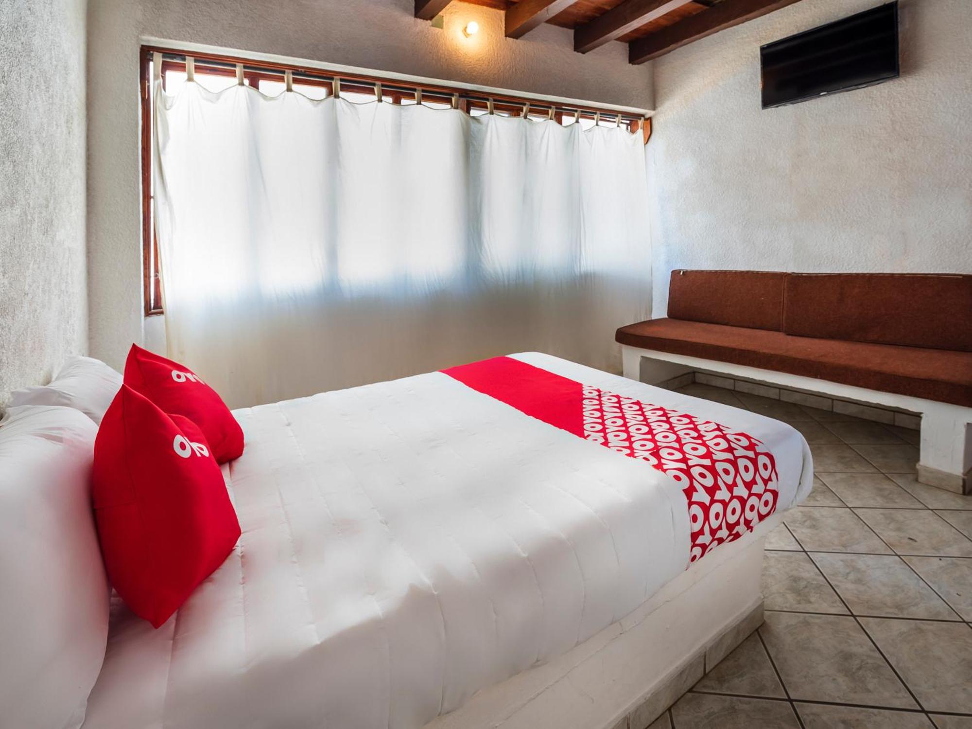 Oyo Hotel Sands بارا دي نافيداد المظهر الخارجي الصورة
