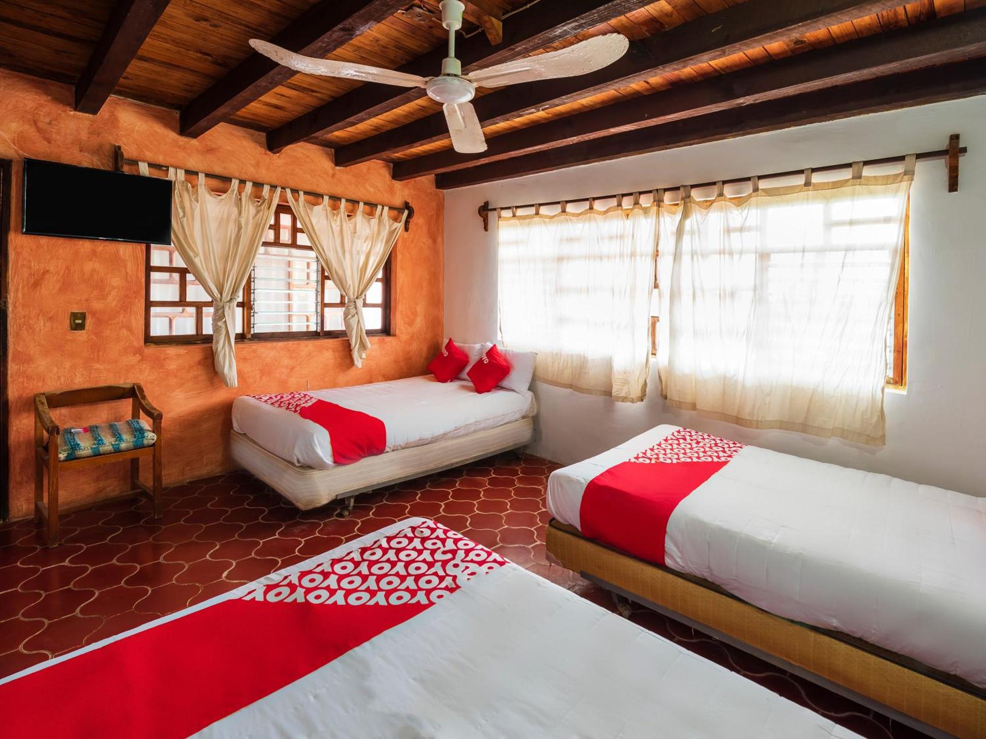 Oyo Hotel Sands بارا دي نافيداد المظهر الخارجي الصورة