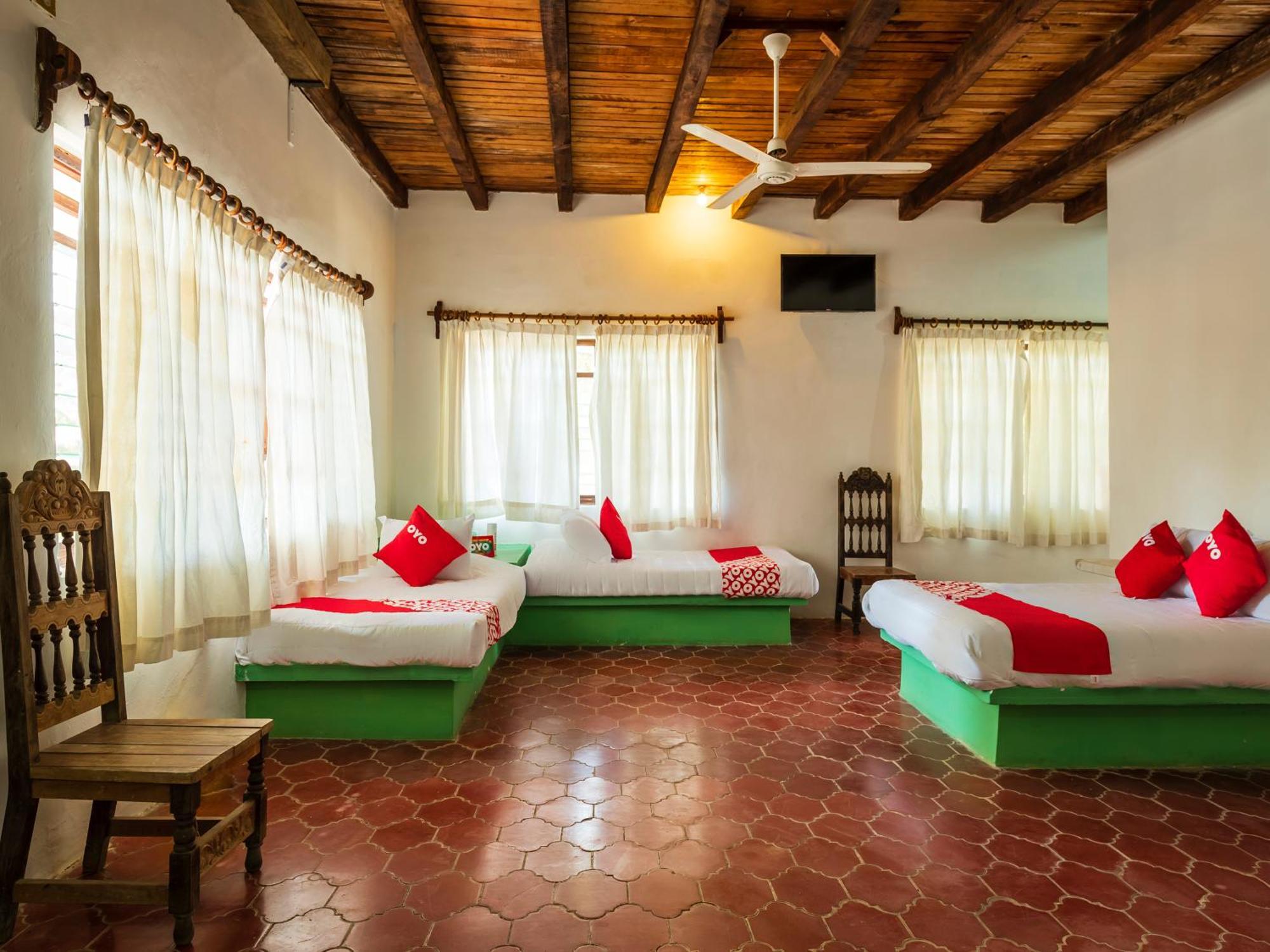 Oyo Hotel Sands بارا دي نافيداد المظهر الخارجي الصورة